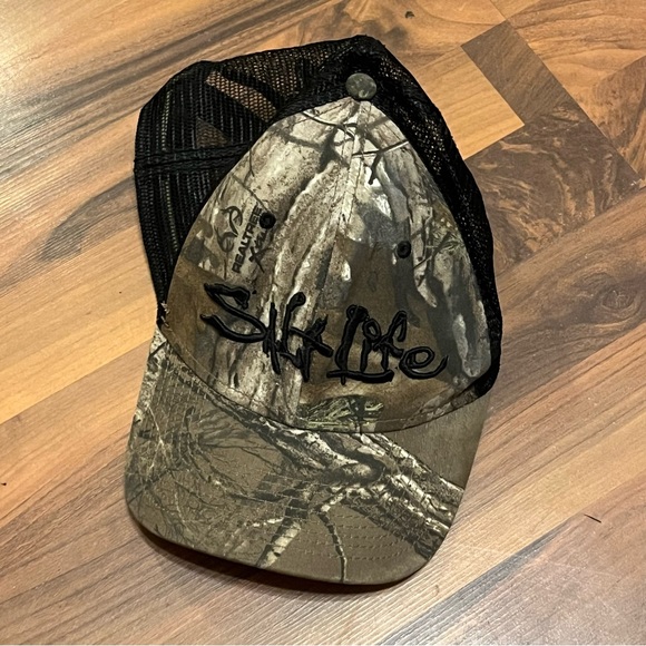 Salt life camo SnapBack - Picture 1 of 2